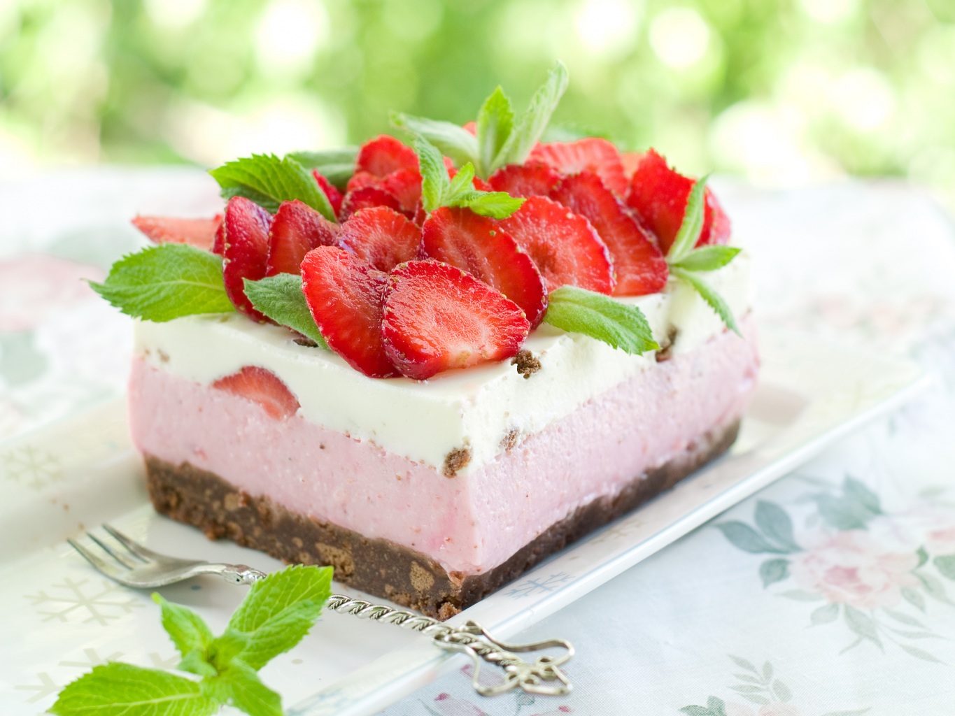 Friss epres sajtkrémtorta
